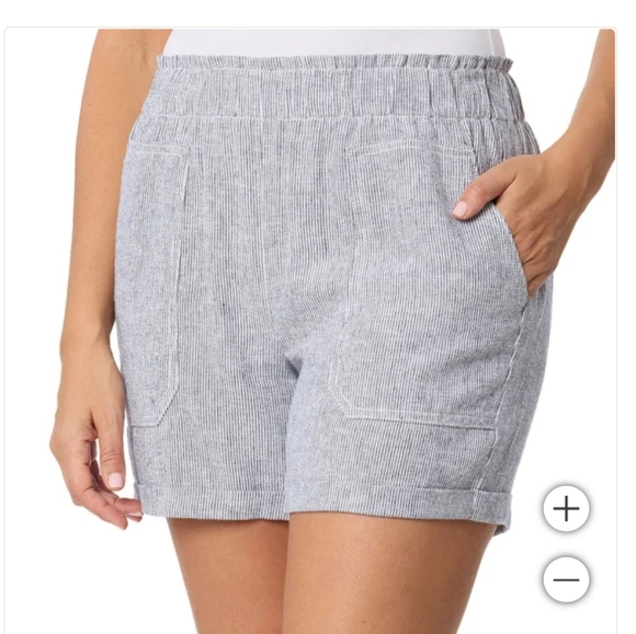 NWT Briggs Women's Linen Blend Short Blue Stripes - Picture 1 of 9